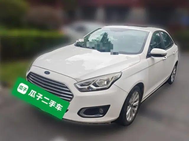 Ford Escort 2015 1.5L Automatic Fashion Model