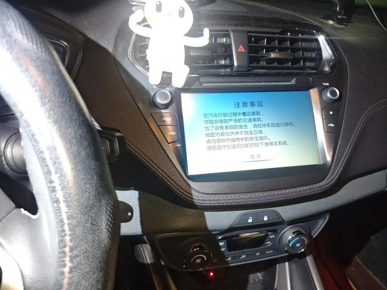 Ford Escort 2015 1.5L Automatic Fashion Model — миниатюра 10