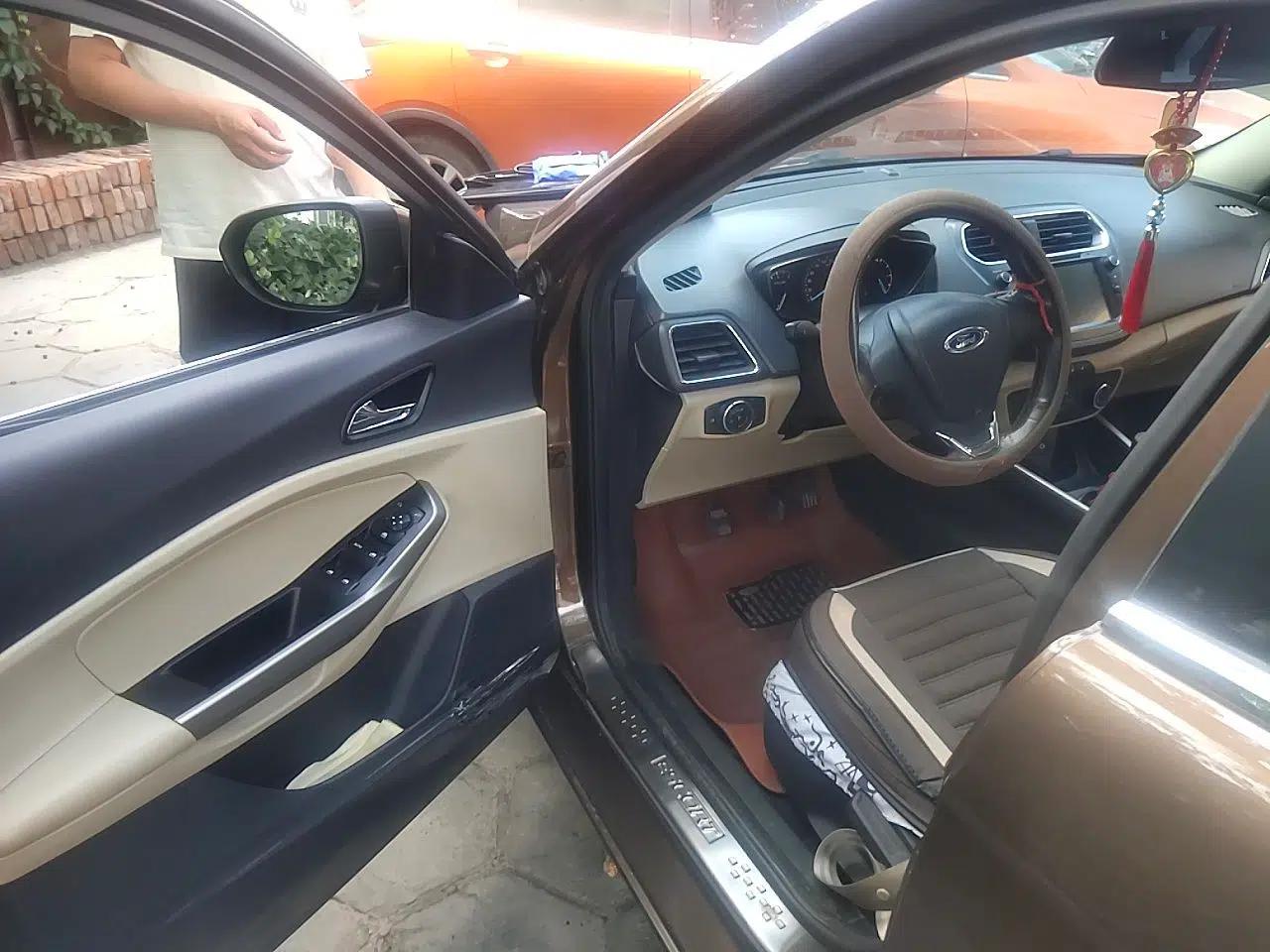 Ford Escort 2017 Revised Version 1.5L Manual Comfort Edition — миниатюра 16