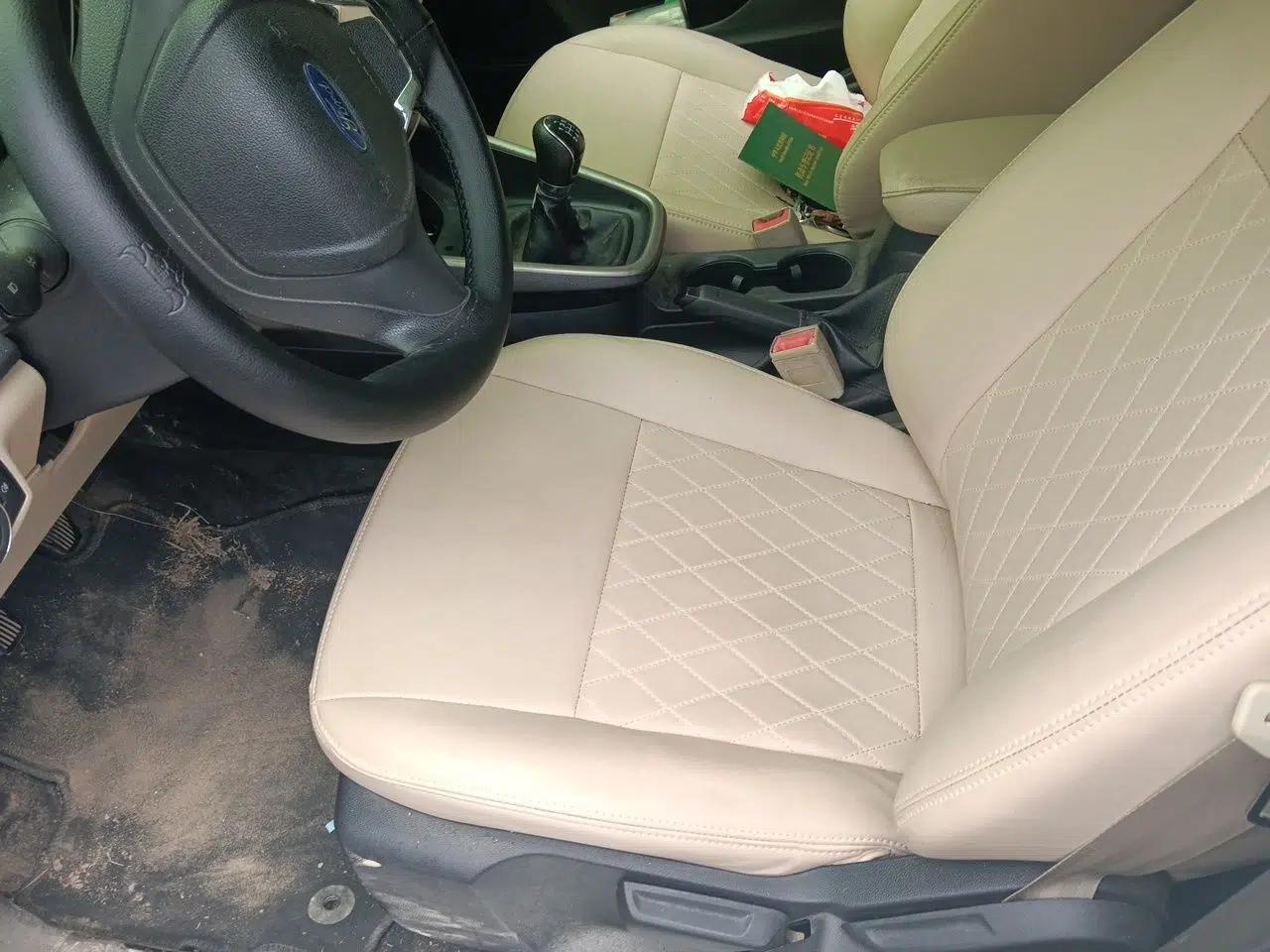 Ford Escort 2015 1.5L Manual Comfort Model — миниатюра 15