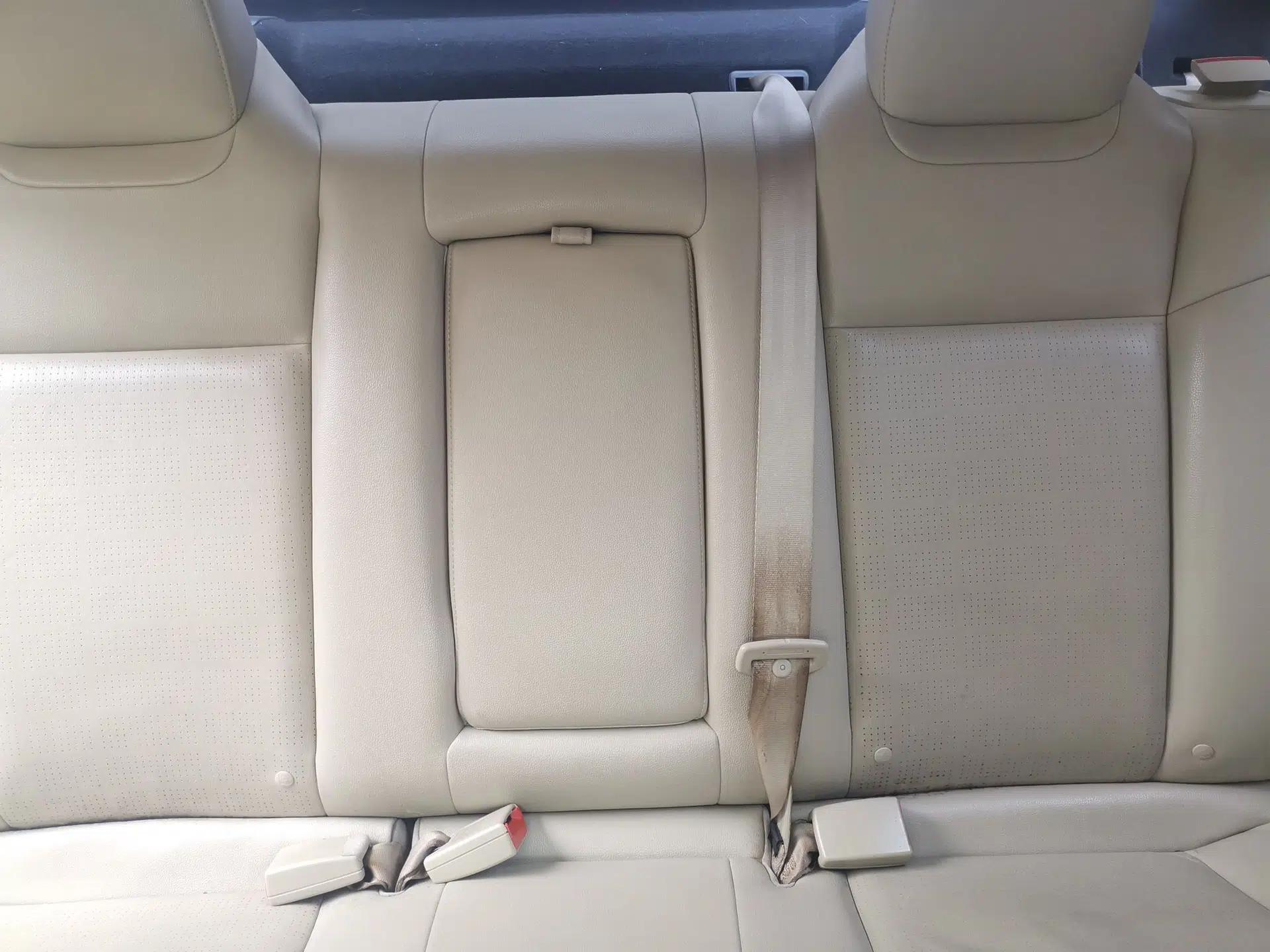 Ford Escort 2015 1.5L Automatic Comfort Edition — миниатюра 17