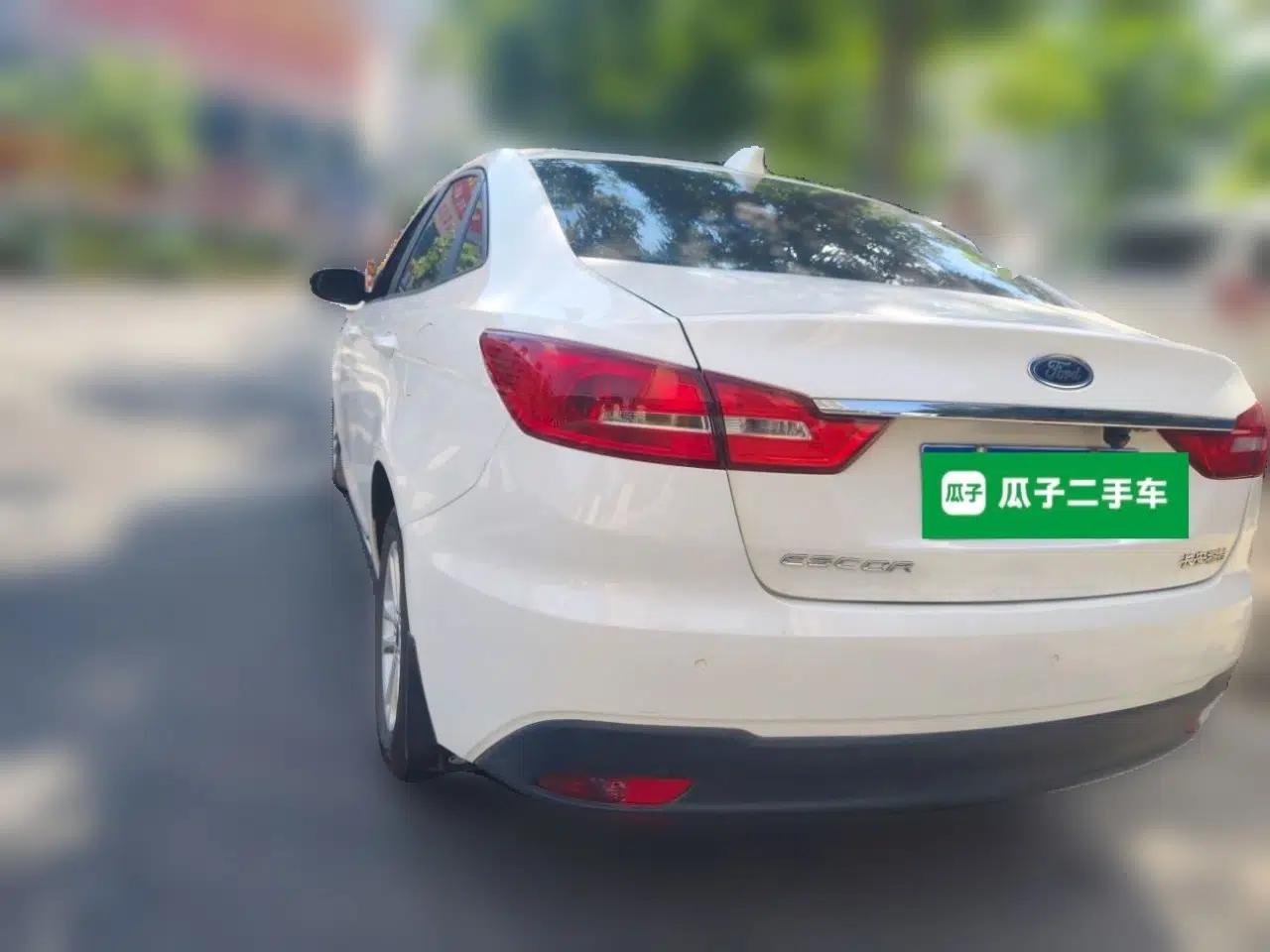 Ford Escort 2019 1.5L Automatic ZhiXiang Model — миниатюра 4