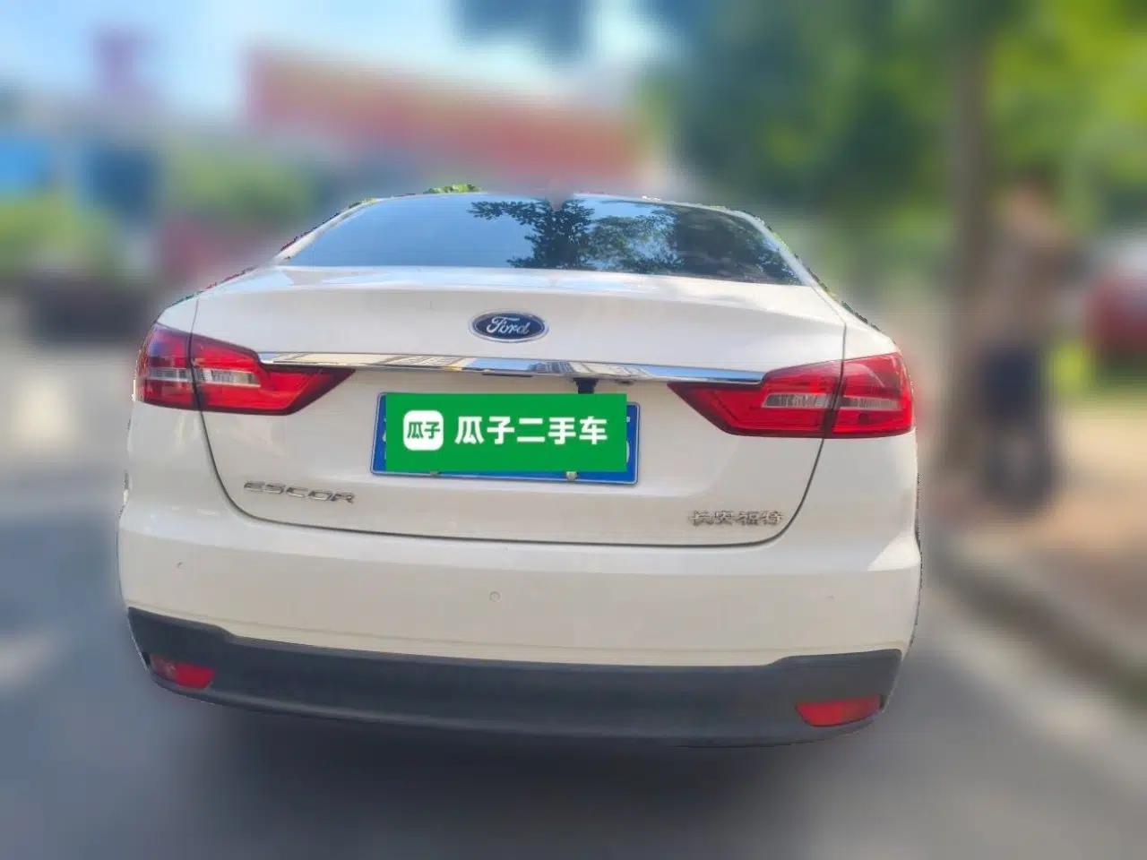 Ford Escort 2019 1.5L Automatic ZhiXiang Model — миниатюра 5