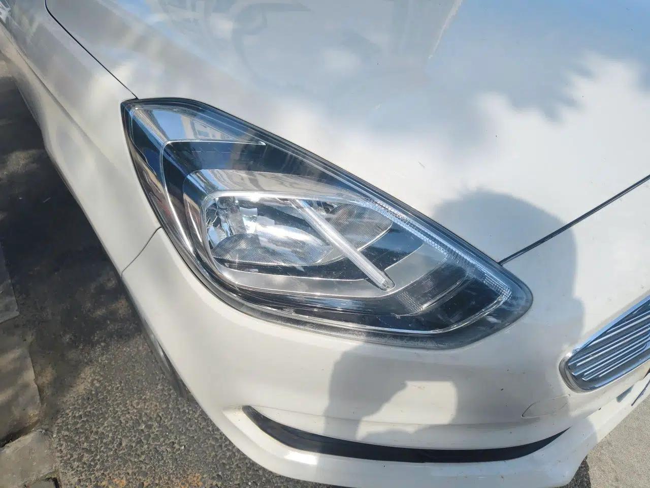 Ford Escort 2019 1.5L Automatic ZhiXiang Model — миниатюра 7
