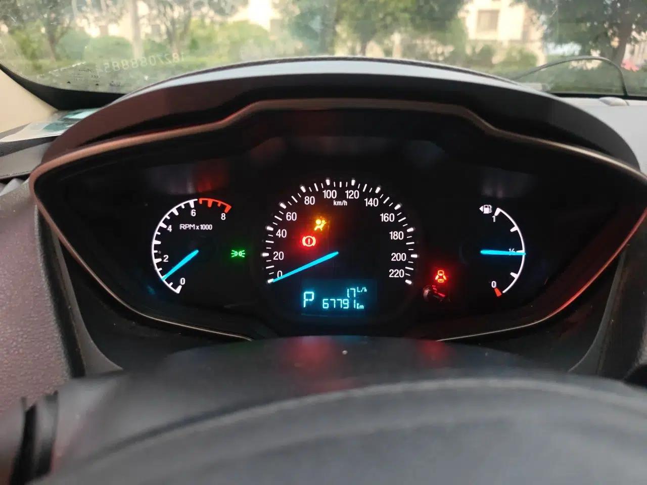Ford Escort 2017 Revised Version 1.5L Automatic Comfort Edition — миниатюра 11