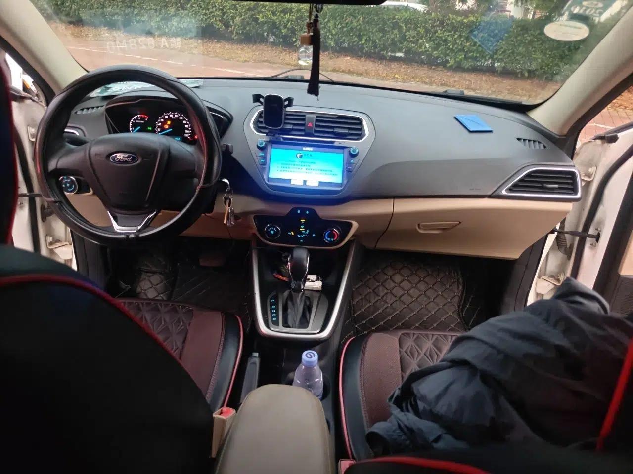 Ford Escort 2017 Revised Version 1.5L Automatic Comfort Edition — миниатюра 9
