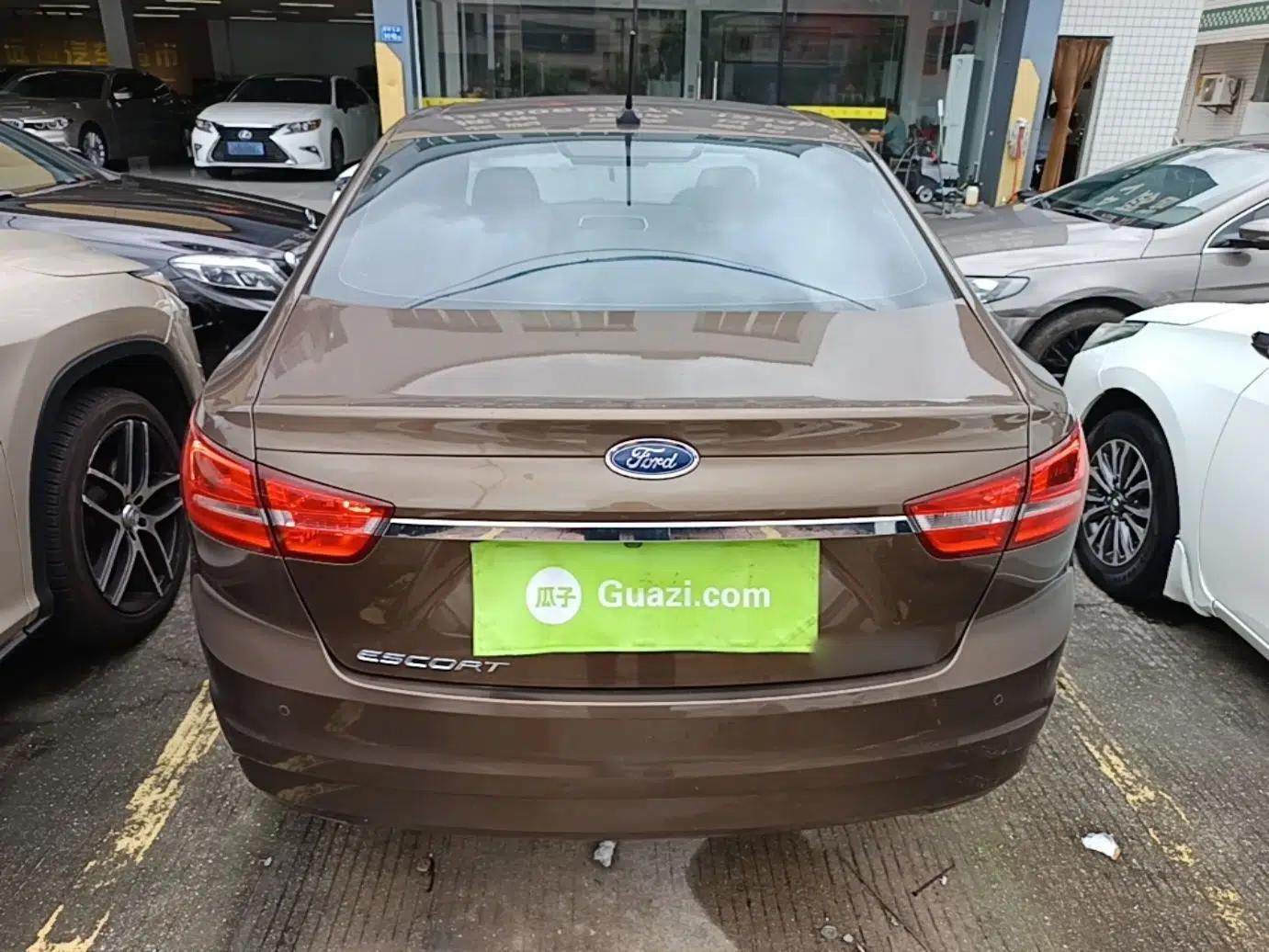 Ford Escort 2017 Happiness Edition 1.5L Automatic Fashion Version — миниатюра 5