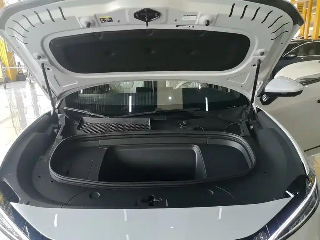 Song L EV 2025 Model 662km/h Superior Edition — миниатюра 20
