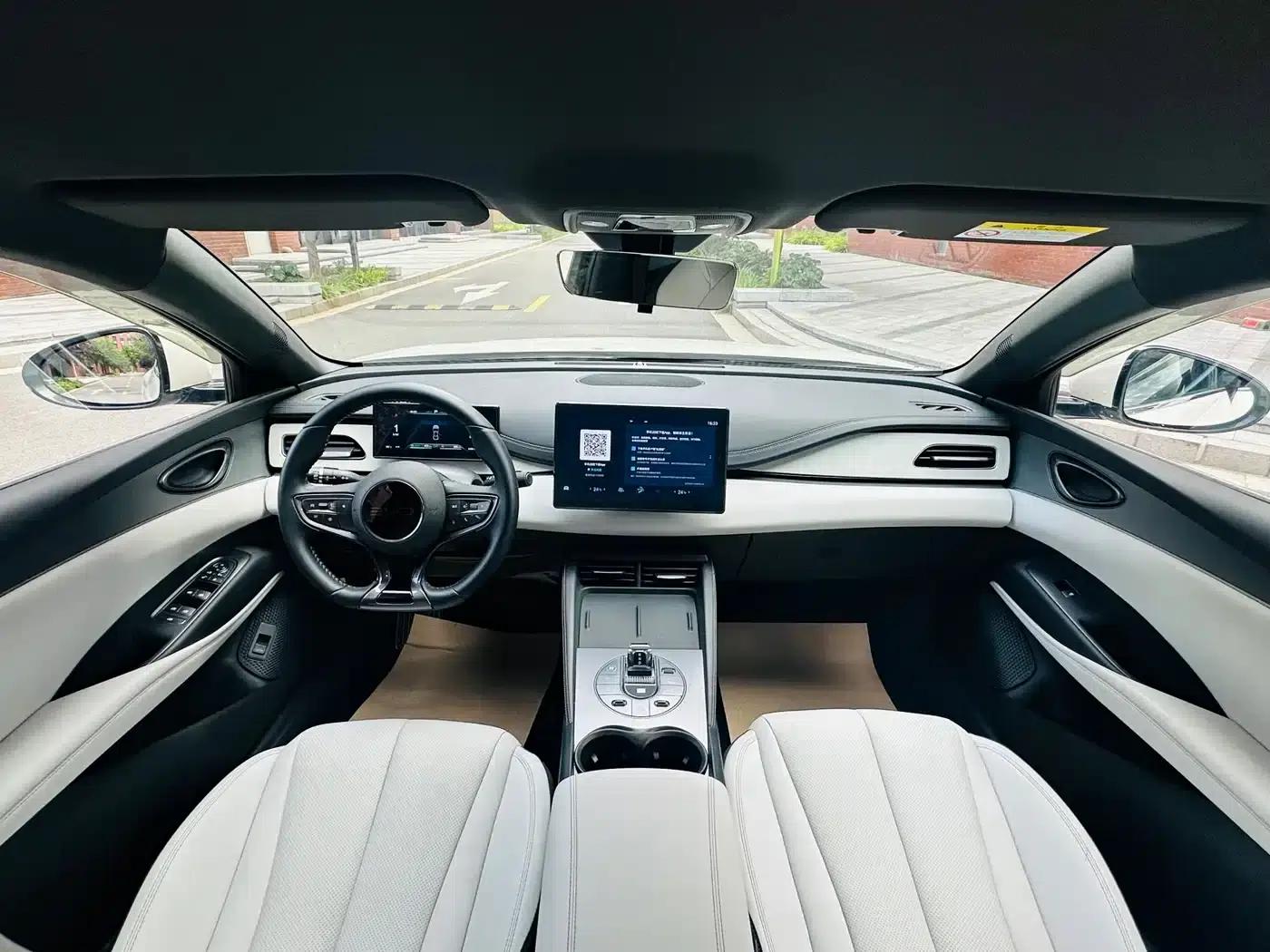 Seal 06 2024 DM-i 80KM Premium — миниатюра 14