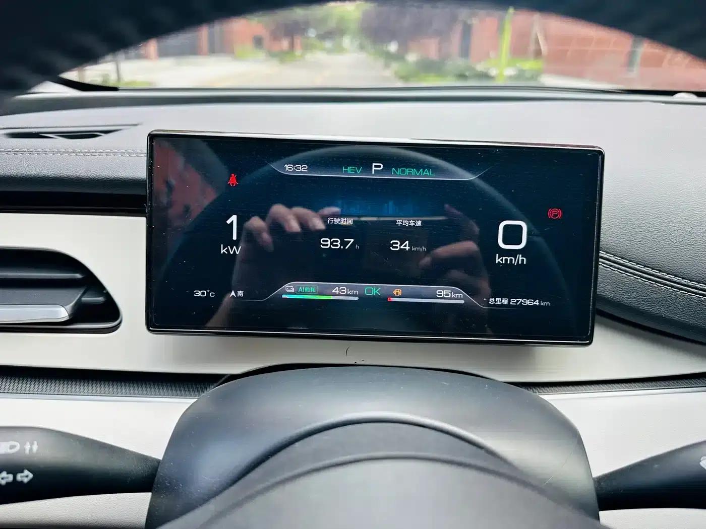 Seal 06 2024 DM-i 80KM Premium — миниатюра 17
