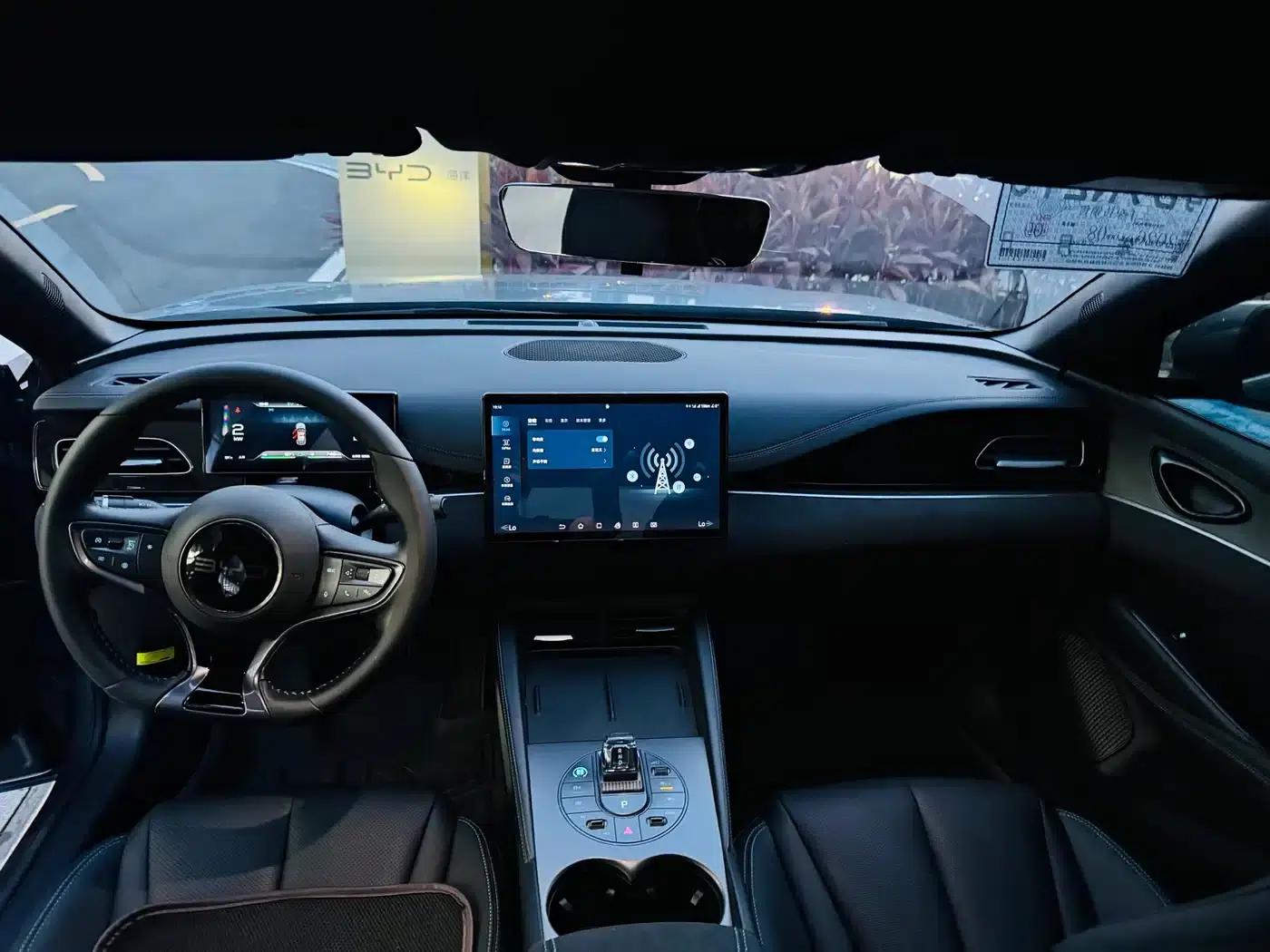 Seal 06 2024 DM-i 80KM Luxury — миниатюра 10