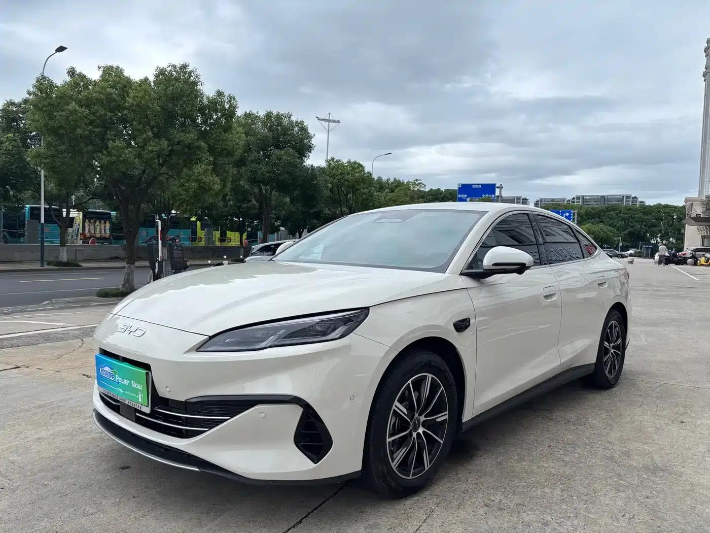 Seal 06 2025 DM-i Intelligent Driving Edition 120KM Premium Model — миниатюра 1