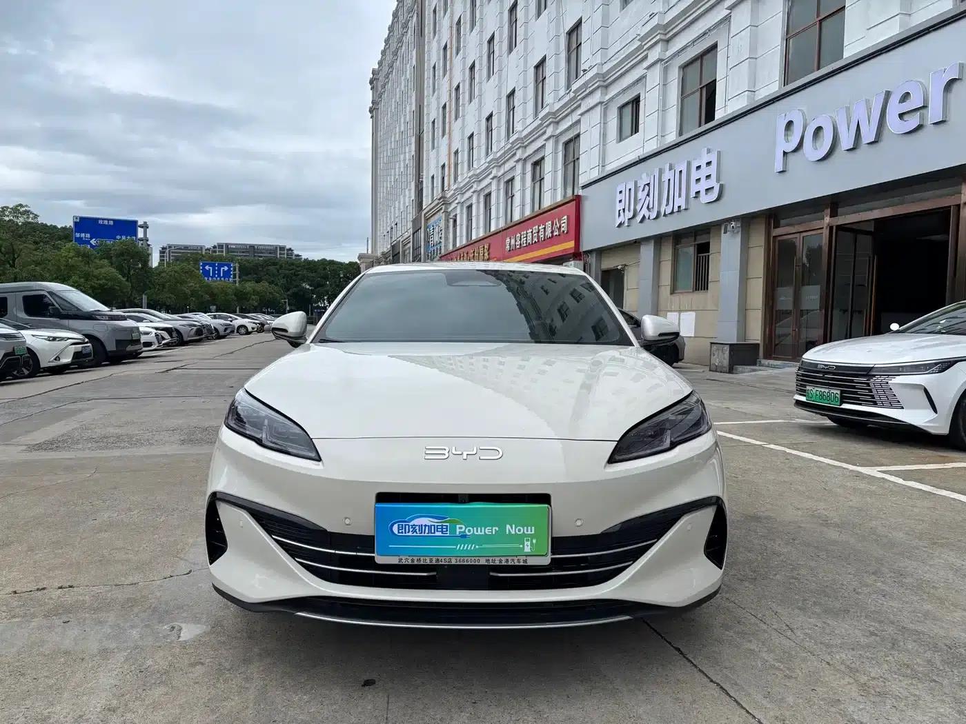 Seal 06 2025 DM-i Intelligent Driving Edition 120KM Premium Model — миниатюра 2
