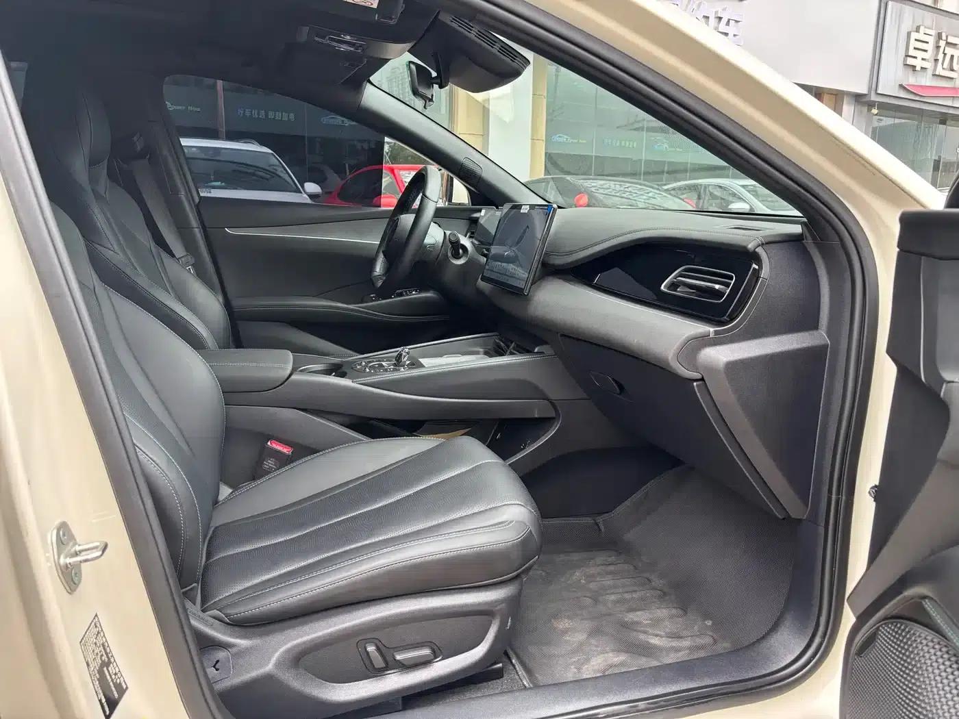 Seal 06 2025 DM-i Intelligent Driving Edition 120KM Premium Model — миниатюра 15