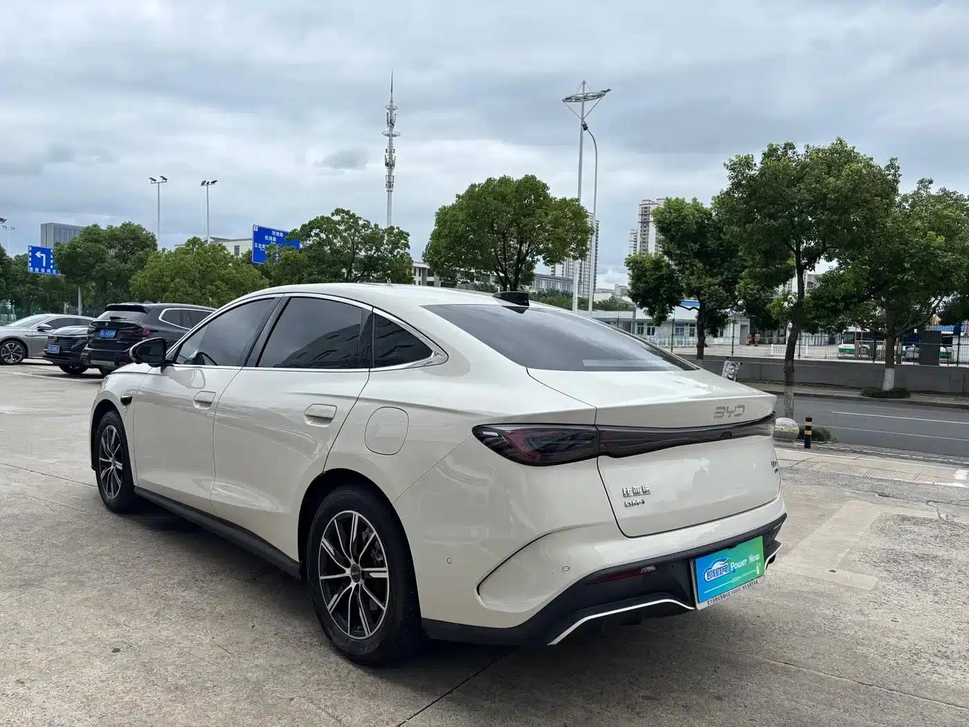 Seal 06 2025 DM-i Intelligent Driving Edition 120KM Premium Model — миниатюра 8