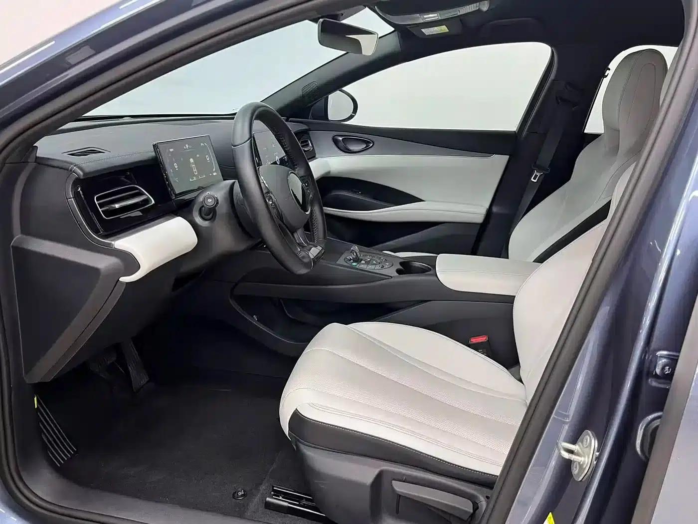 Seal 06 2024 DM-i 80KM Luxury — миниатюра 5