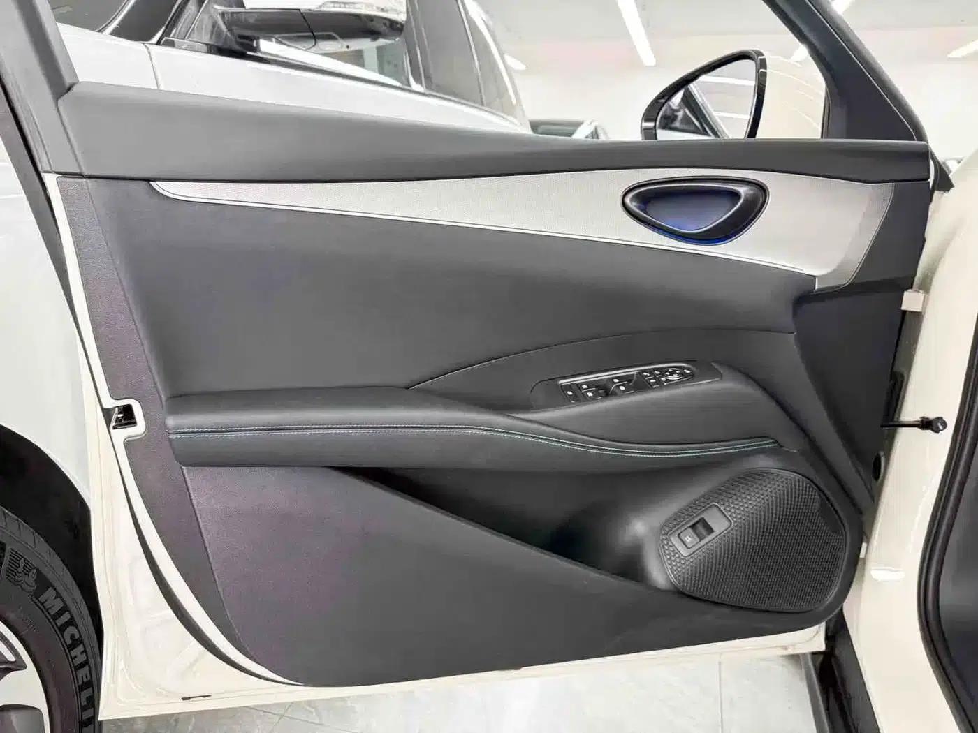 Seal 06 2025 DM-i Intelligent Driving Edition 120KM Flagship Model — миниатюра 10