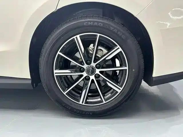 Seal 06 2024 DM-i 120KM Premium Edition — миниатюра 11