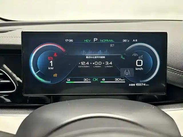 Seal 06 2024 DM-i 120KM Premium Edition — миниатюра 5