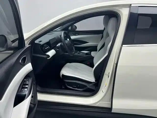 Seal 06 2024 DM-i 120KM Premium Edition — миниатюра 7