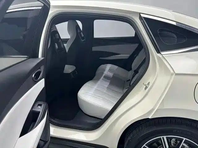 Seal 06 2024 DM-i 120KM Premium Edition — миниатюра 8