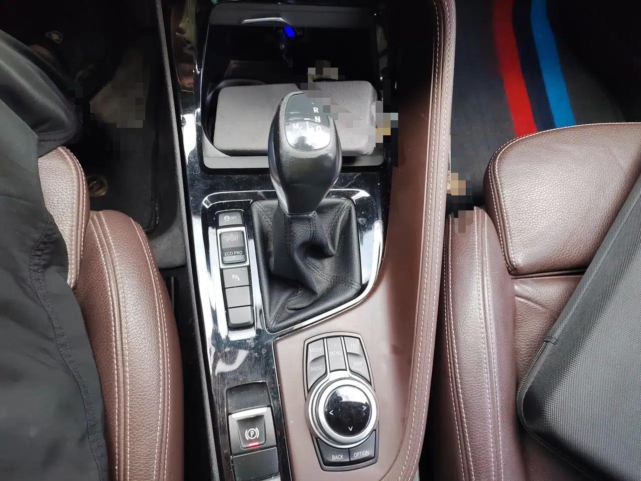 BMW X1 2016 sDrive20Li Luxury Model — миниатюра 14