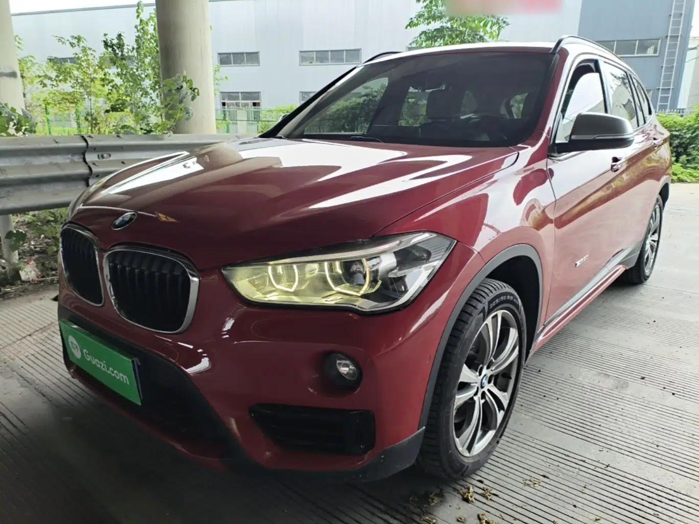 BMW X1 2016 sDrive20Li Luxury Model — миниатюра 1