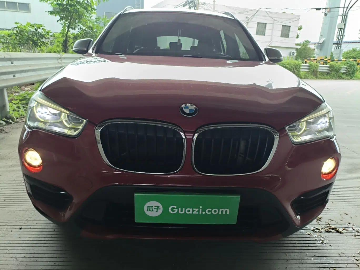BMW X1 2016 sDrive20Li Luxury Model — миниатюра 2