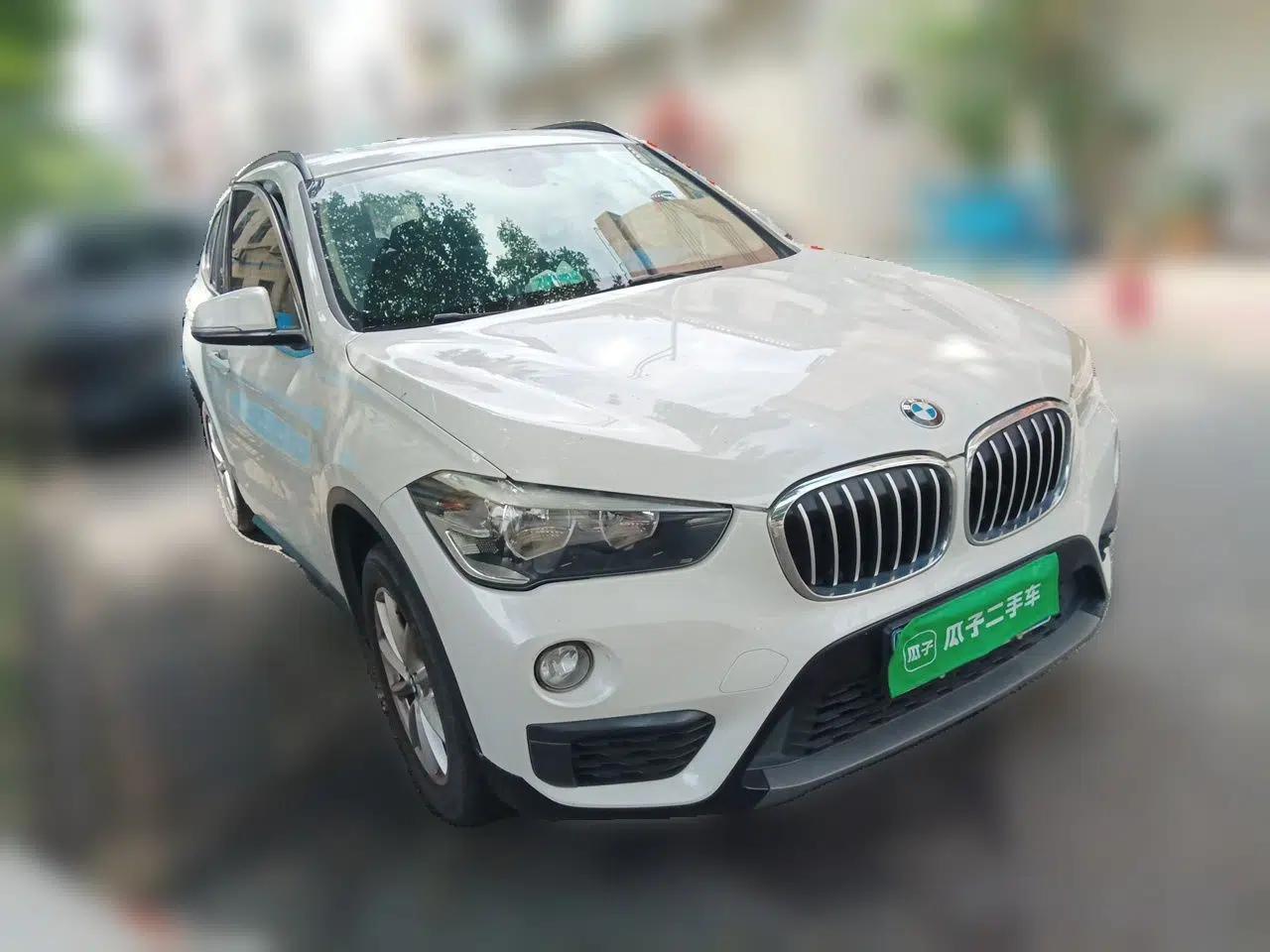 BMW X1 2019 sDrive18Li Fashion Model — миниатюра 3