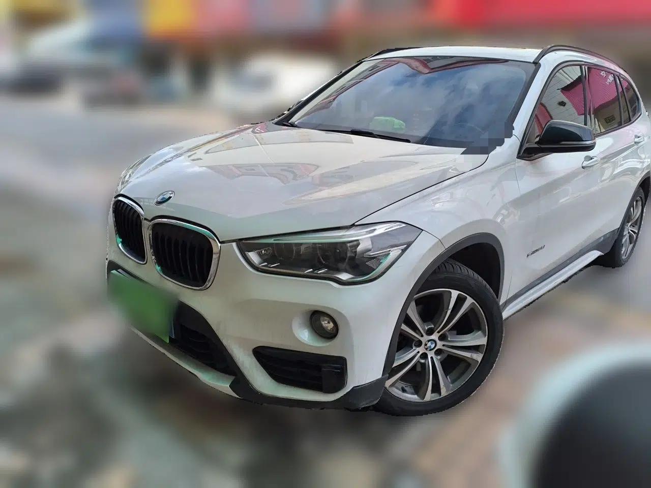 BMW X1 2018 sDrive18Li Luxury Model — миниатюра 1