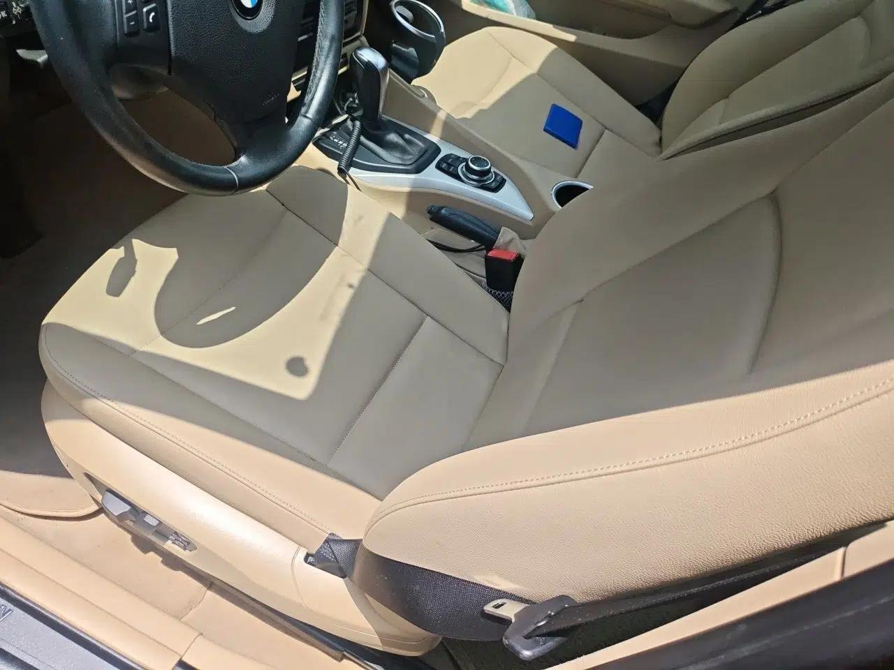 BMW X1 2010 sDrive18i Luxury Model — миниатюра 15