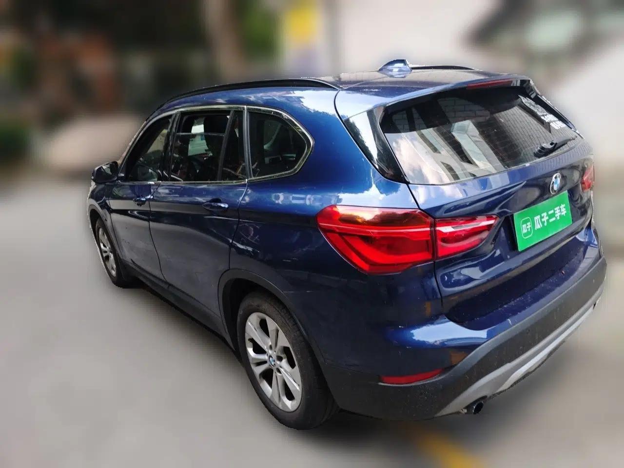 BMW X1 2016 sDrive18Li Premium Edition — миниатюра 4