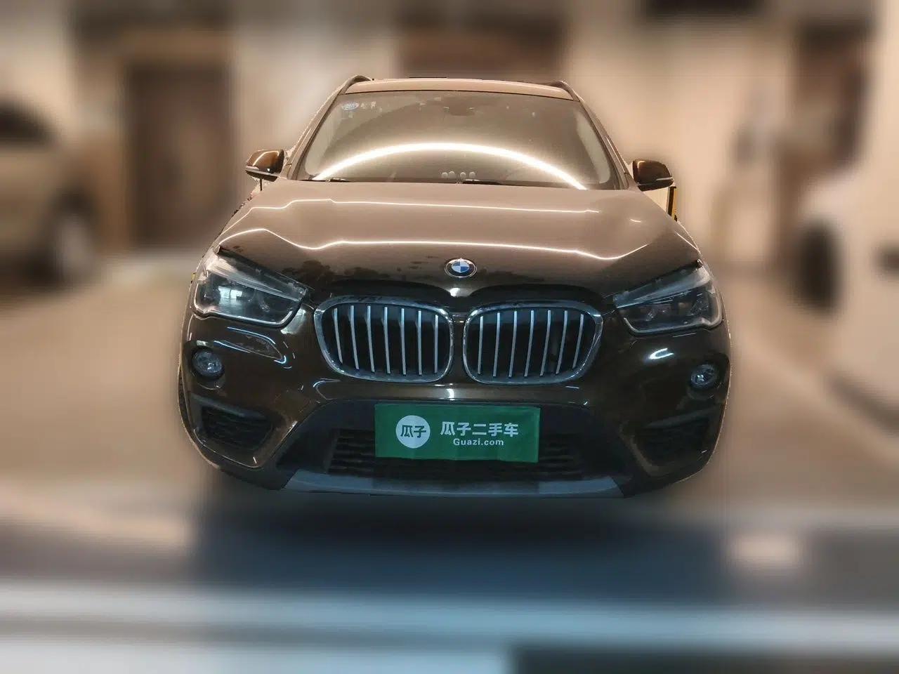 BMW X1 2016 sDrive18Li Premium Edition — миниатюра 2