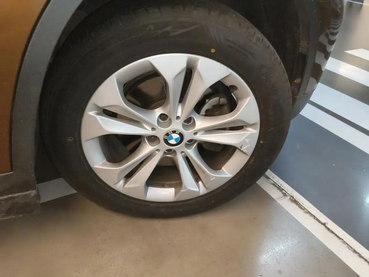 BMW X1 2016 sDrive18Li Premium Edition — миниатюра 8