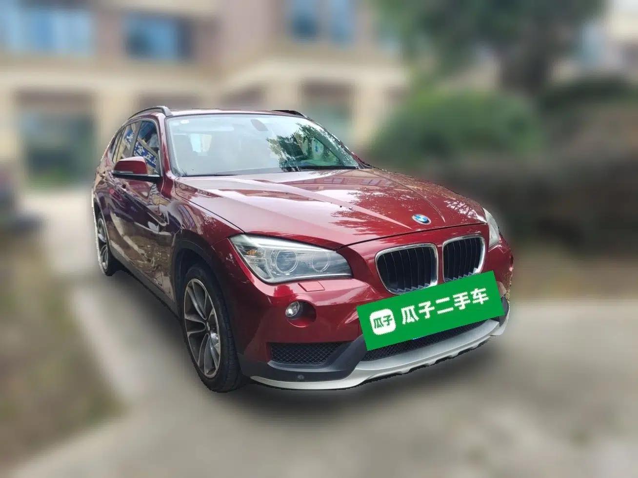 BMW X1 2015 sDrive18i Leading Edition — миниатюра 3