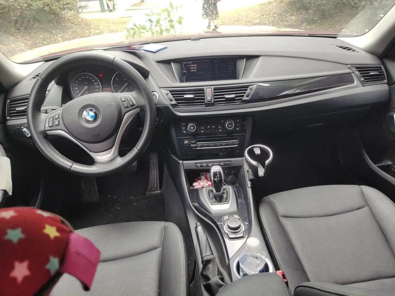 BMW X1 2015 sDrive18i Leading Edition — миниатюра 9