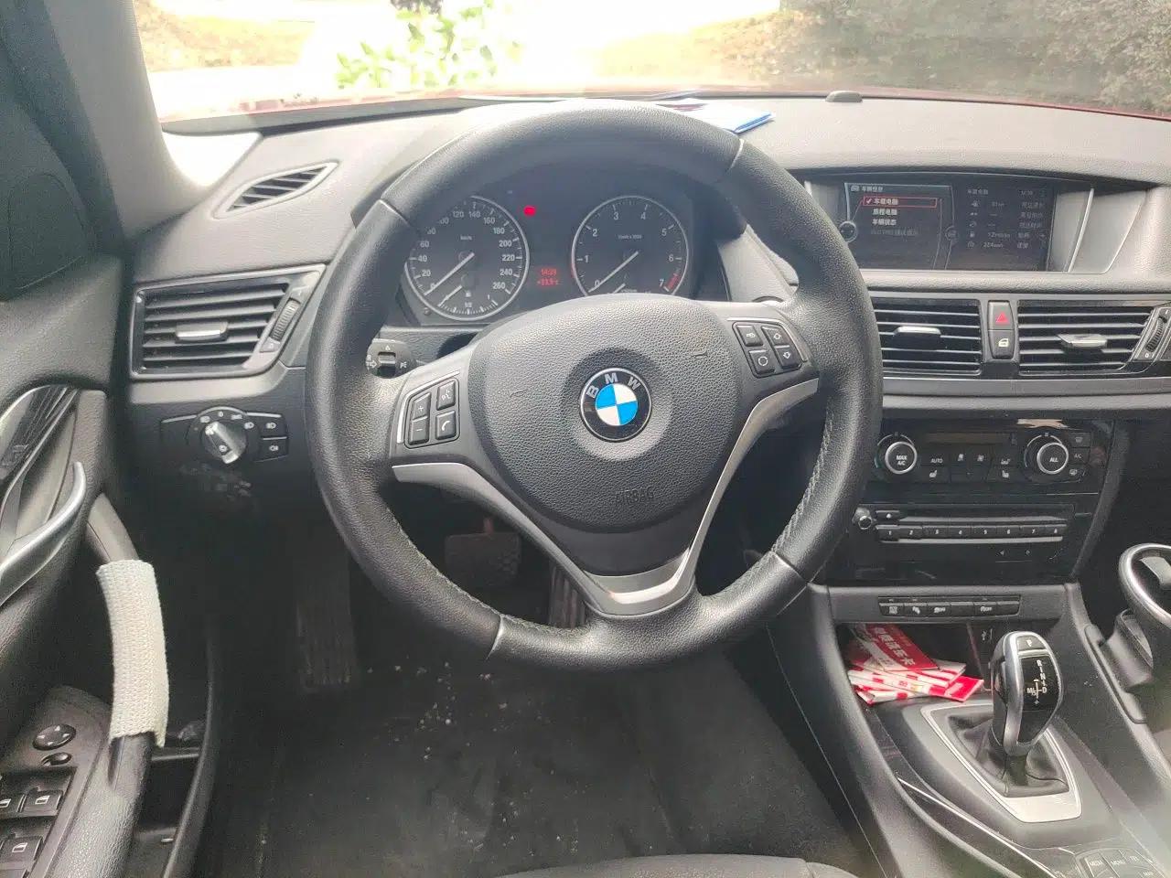 BMW X1 2015 sDrive18i Leading Edition — миниатюра 10