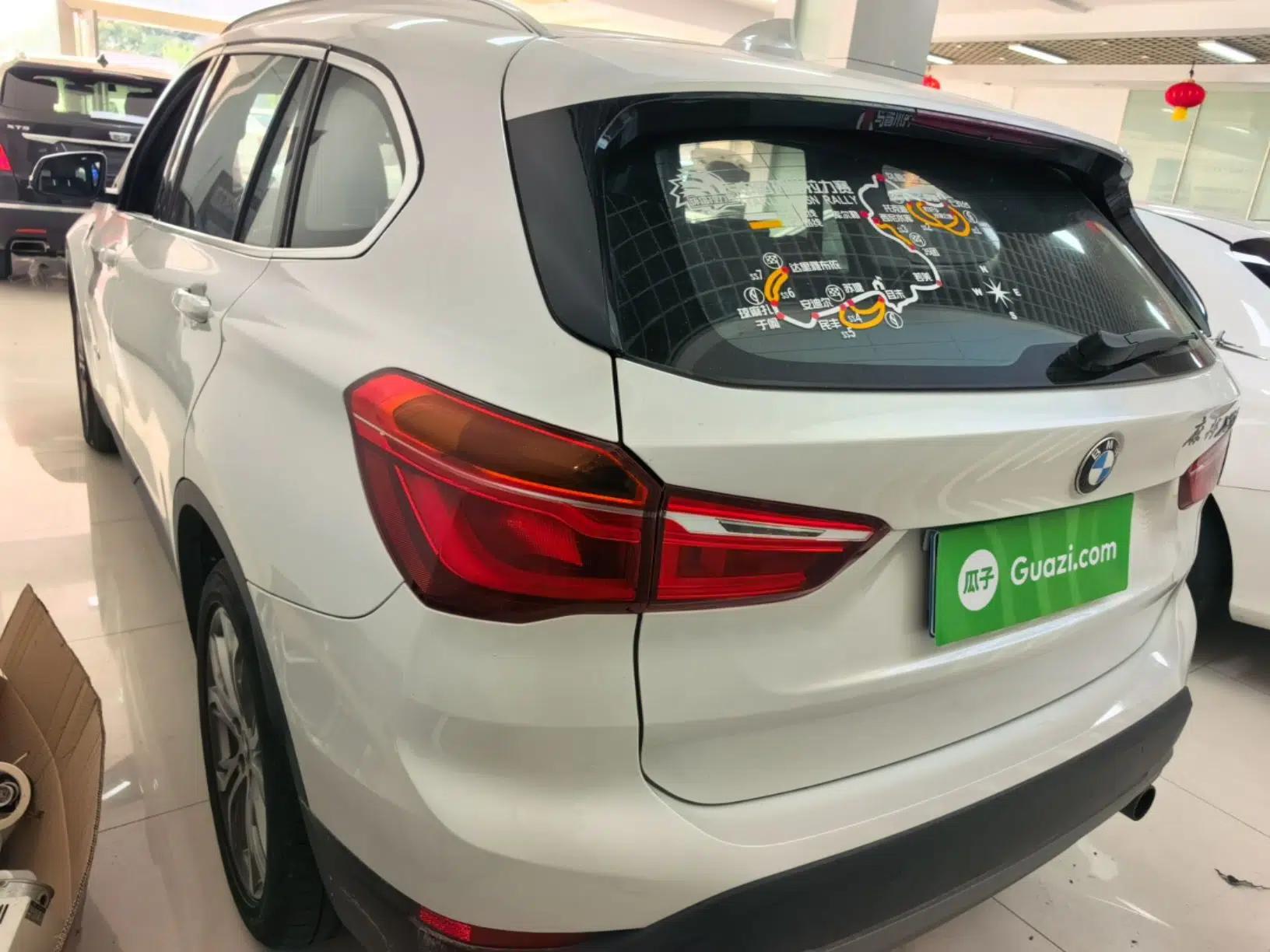 BMW X1 2018 sDrive20Li Leading Model — миниатюра 13