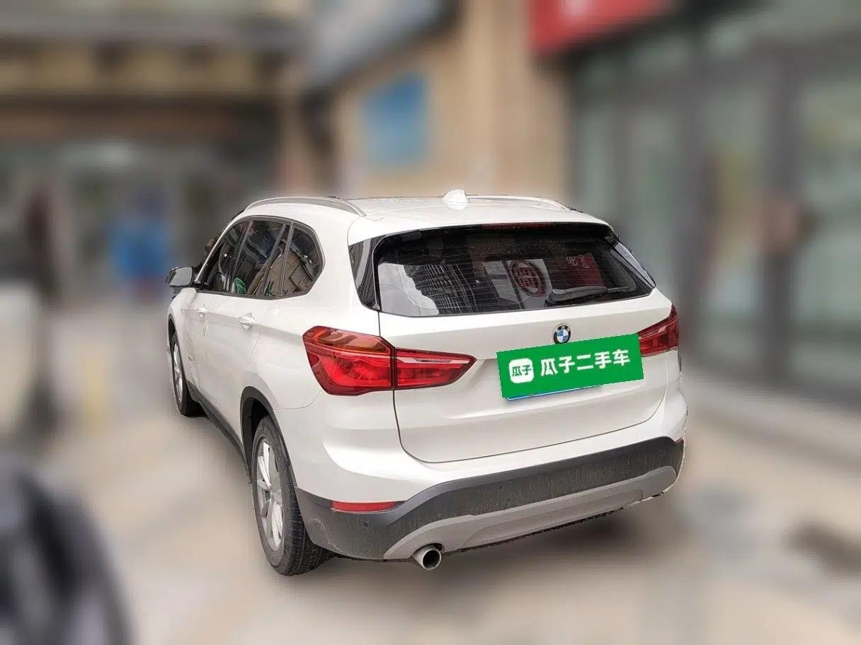 BMW X1 2016 sDrive18Li Fashion Model — миниатюра 4
