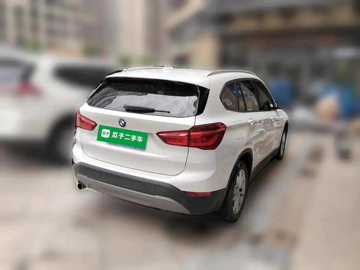 BMW X1 2016 sDrive18Li Fashion Model — миниатюра 6