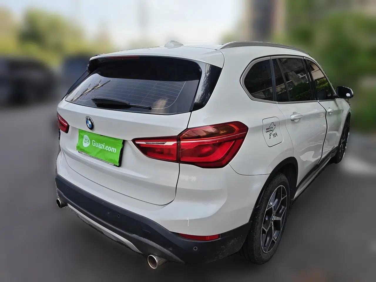 BMW X1 2018 sDrive18Li Luxury Model — миниатюра 6