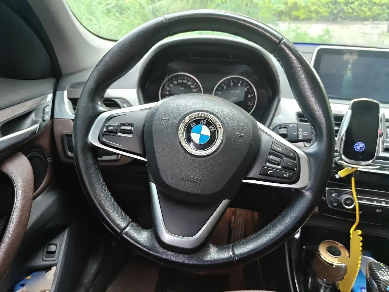 BMW X1 2018 sDrive18Li Luxury Model — миниатюра 10