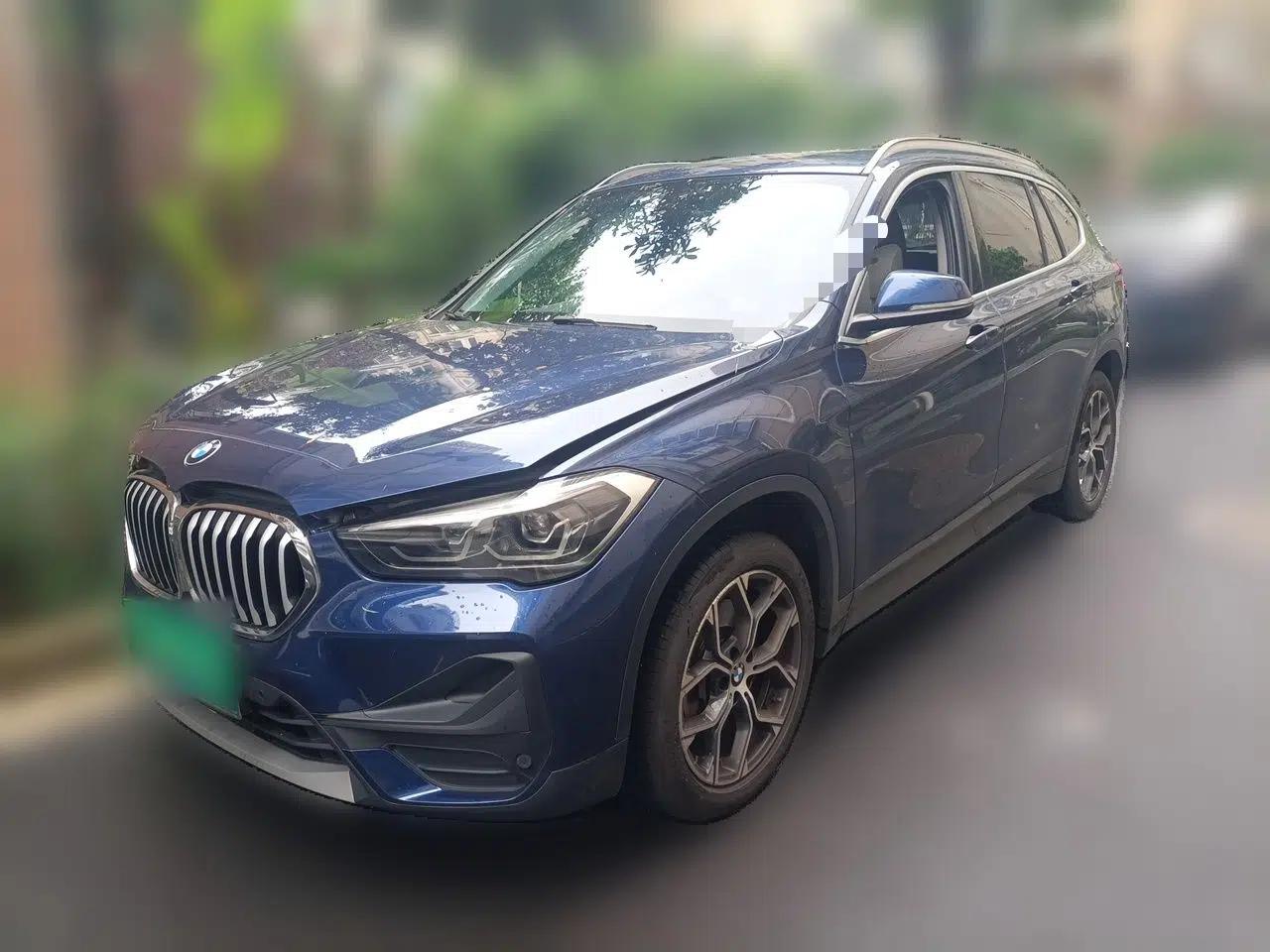 BMW X1 2020 sDrive25Li Leading Model — миниатюра 1