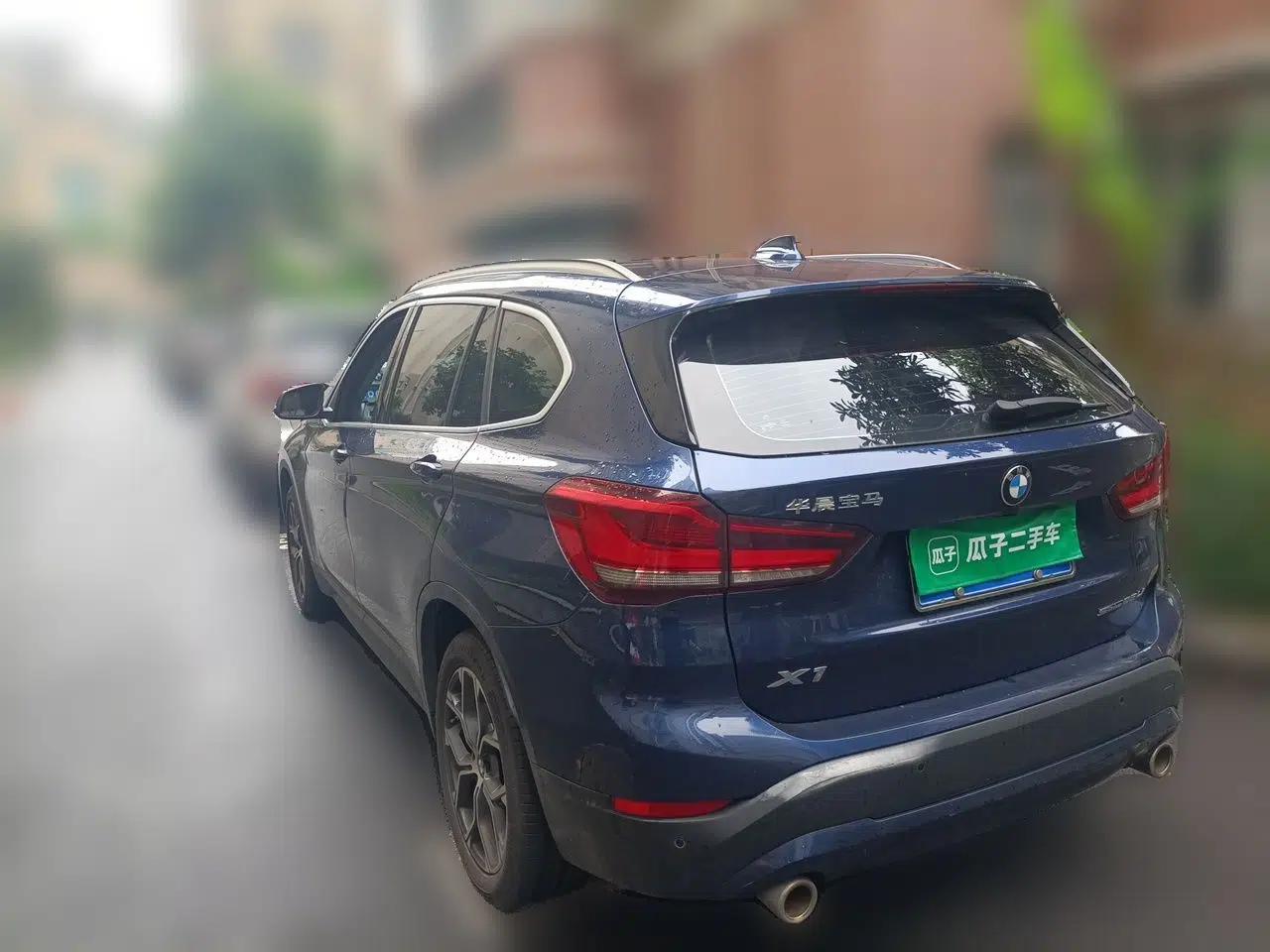 BMW X1 2020 sDrive25Li Leading Model — миниатюра 4