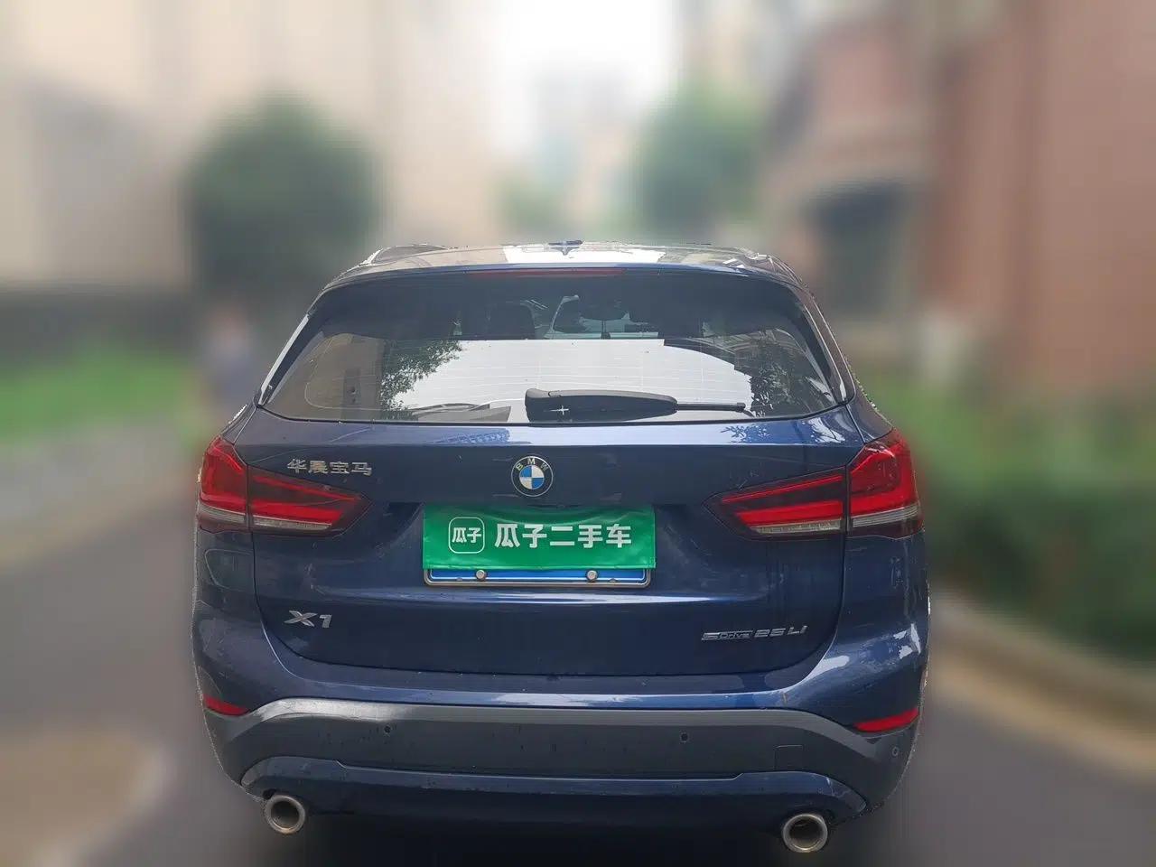 BMW X1 2020 sDrive25Li Leading Model — миниатюра 5