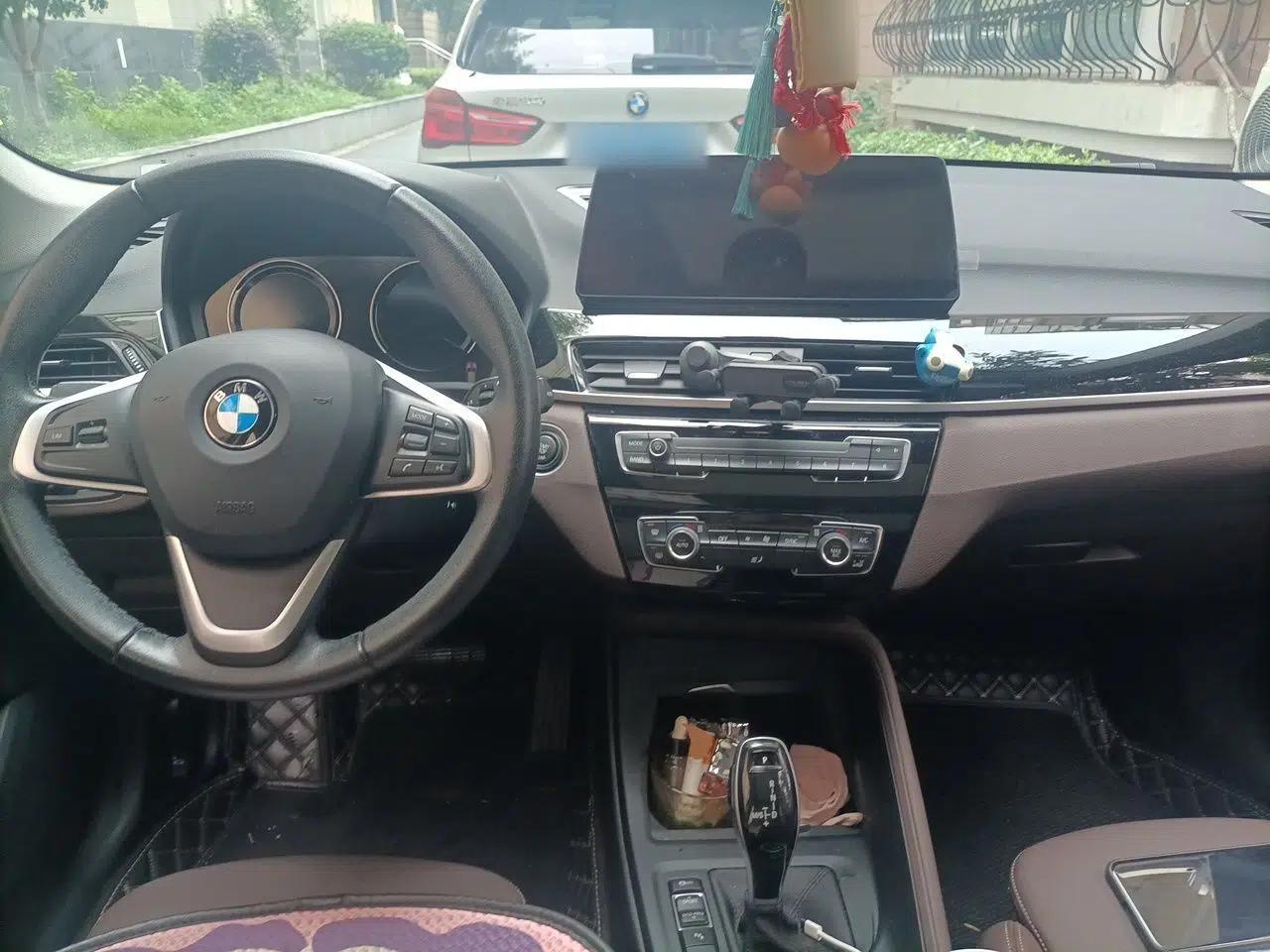 BMW X1 2020 sDrive25Li Leading Model — миниатюра 9