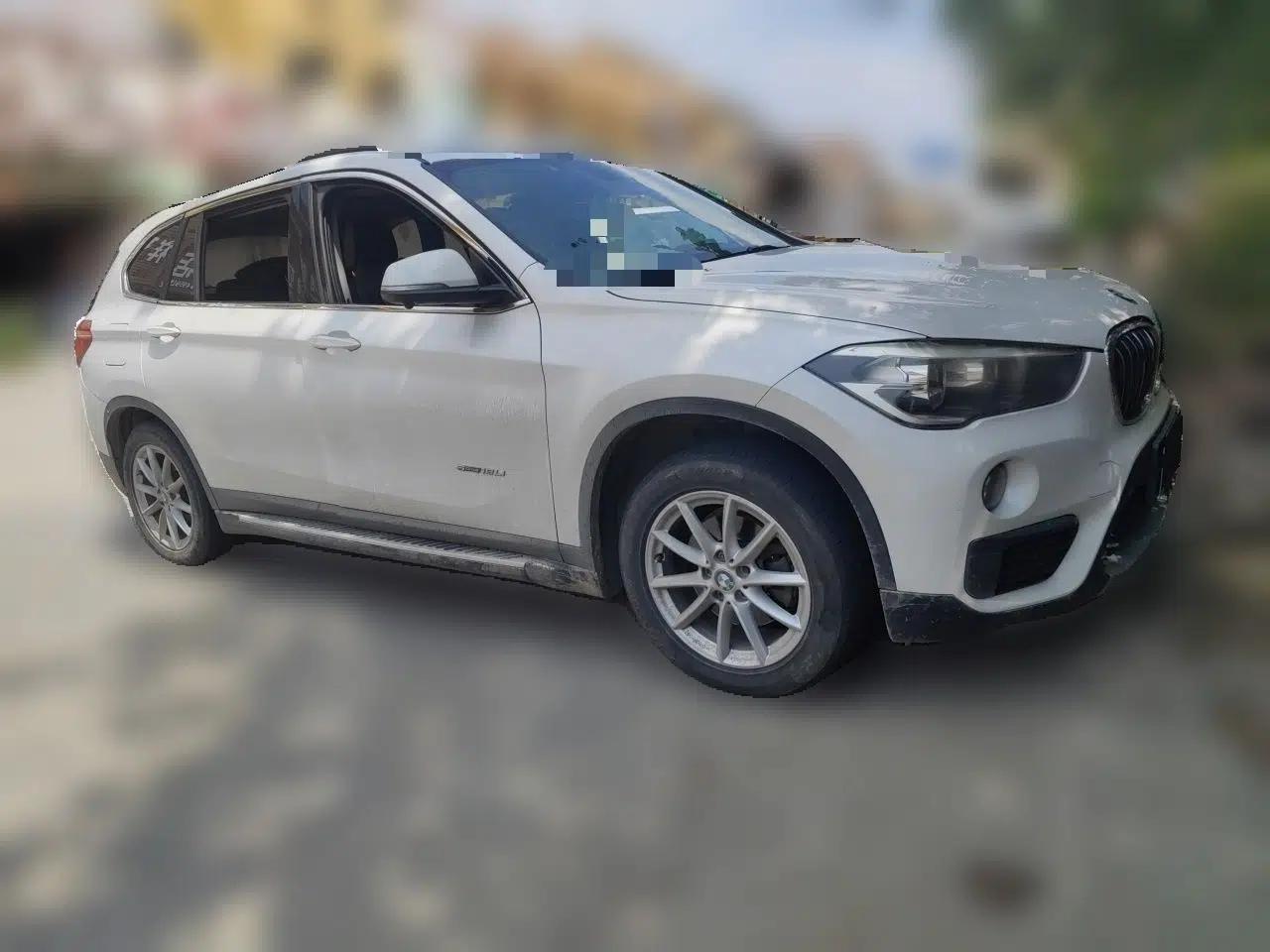 BMW X1 2016 sDrive18Li Fashion Model — миниатюра 3