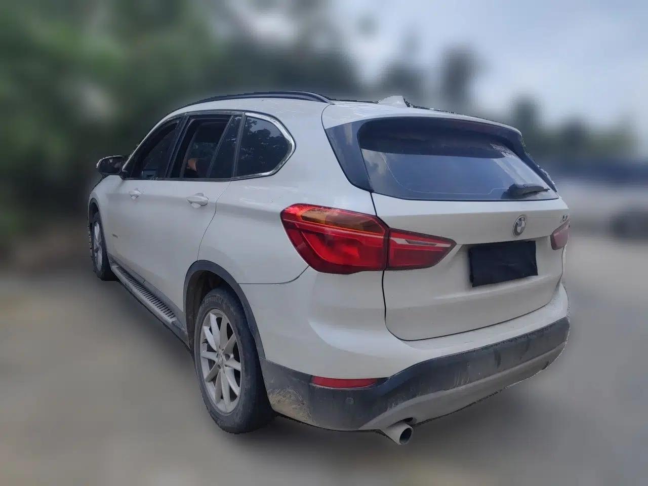 BMW X1 2016 sDrive18Li Fashion Model — миниатюра 4