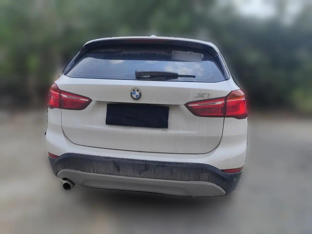 BMW X1 2016 sDrive18Li Fashion Model — миниатюра 5