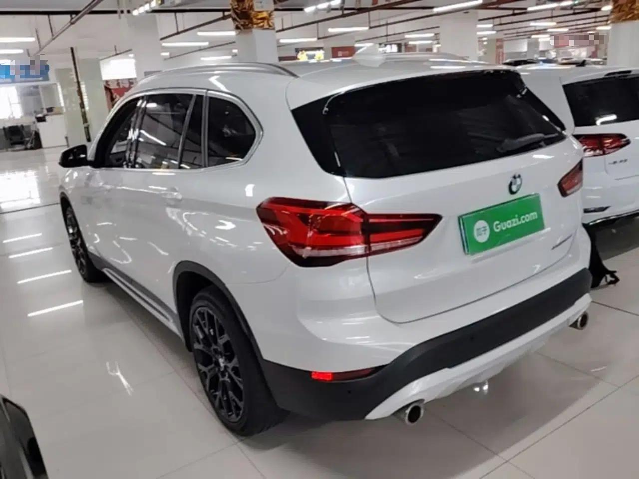 BMW X1 2021 Revised xDrive25Li Premium Edition — миниатюра 4